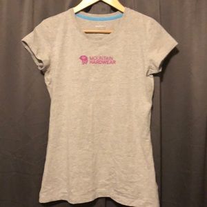 Mountain Hardwear Tee Shirt - Women’s size M